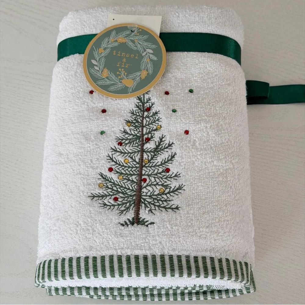 tinsel & fir nwt set